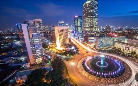 Muslim Mob Forces Christians Out of Building in Indonesia